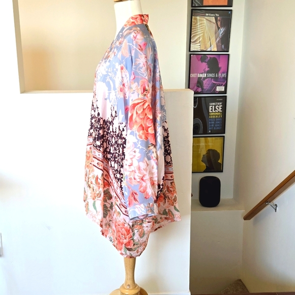 🏷️Anthropologie Love Kyla IZZIE Floral Kimono S-2X - Picture 6 of 12